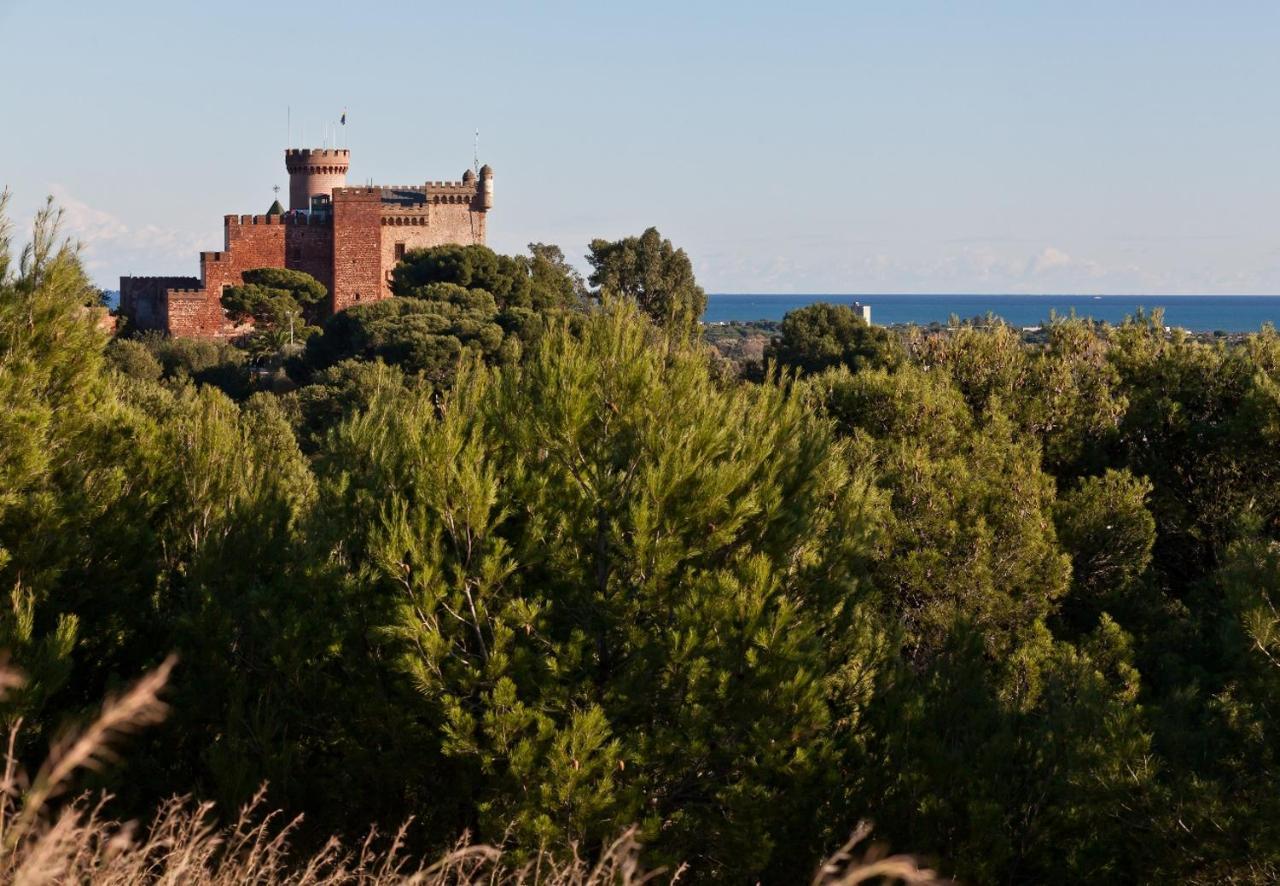 Apartments Playa De Castelldefels Exterior foto