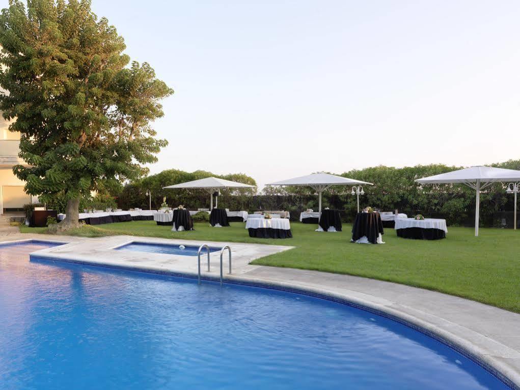 Apartments Playa De Castelldefels Exterior foto